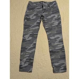 Express Jeans Stella Low Rise Ankle Leggings - Camo Print